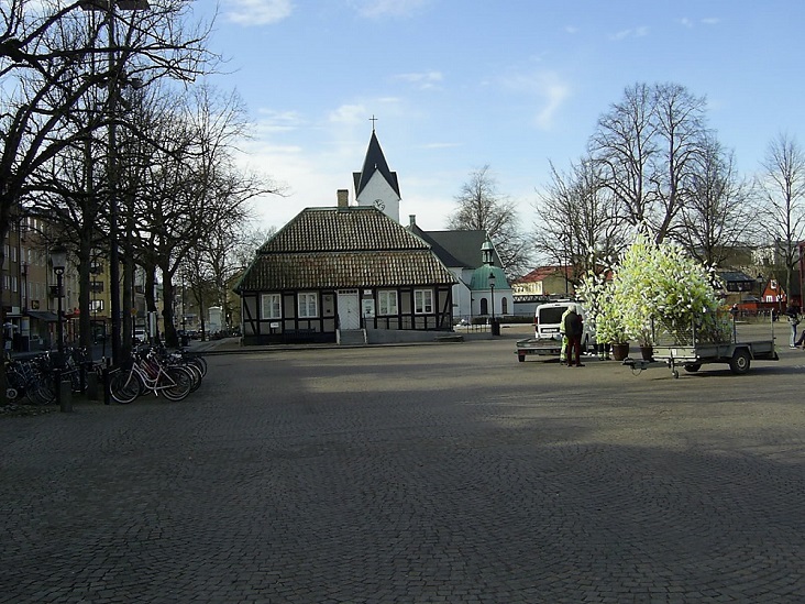 A part of the Main Square, II
